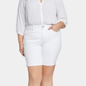 NWT NYDJ Ella White Short Side Slit Plus 20W Petite Minimalist Classic Chic